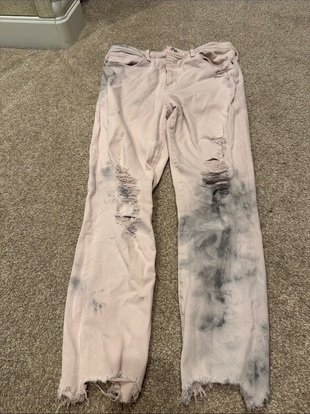 Abercrombie & Fitch Light Pink Ripped Tie-Dye Jeans